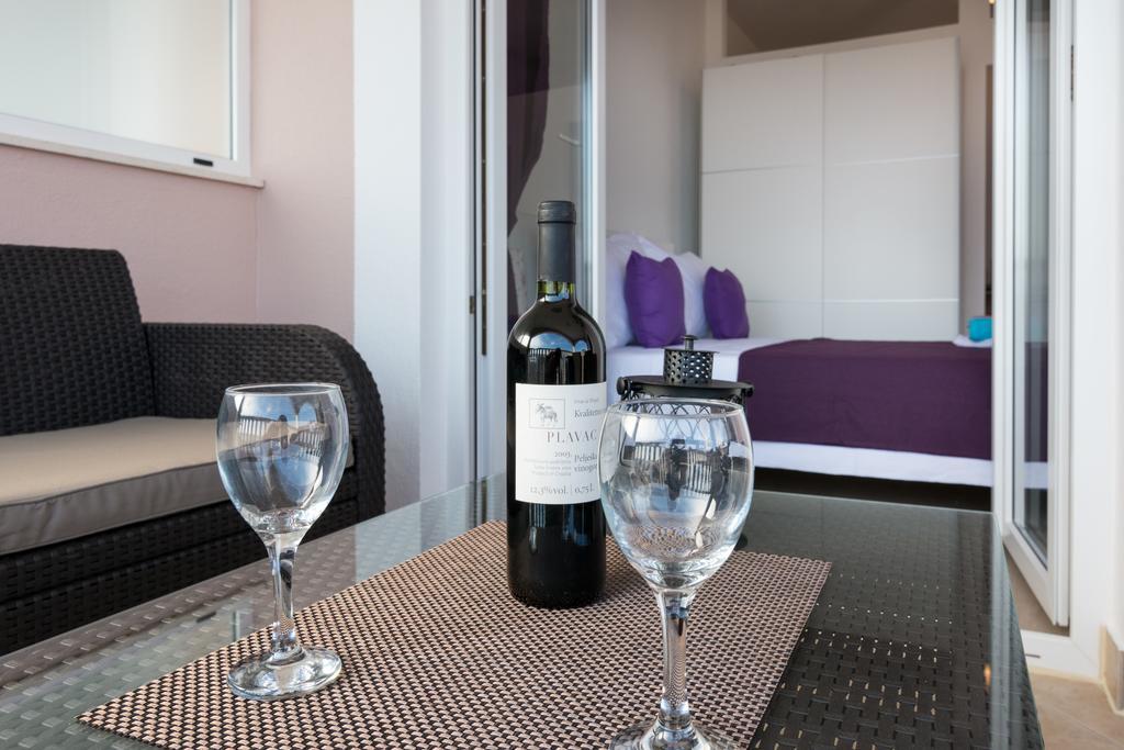 Apartments Blue Lagoon Трогир Екстериор снимка